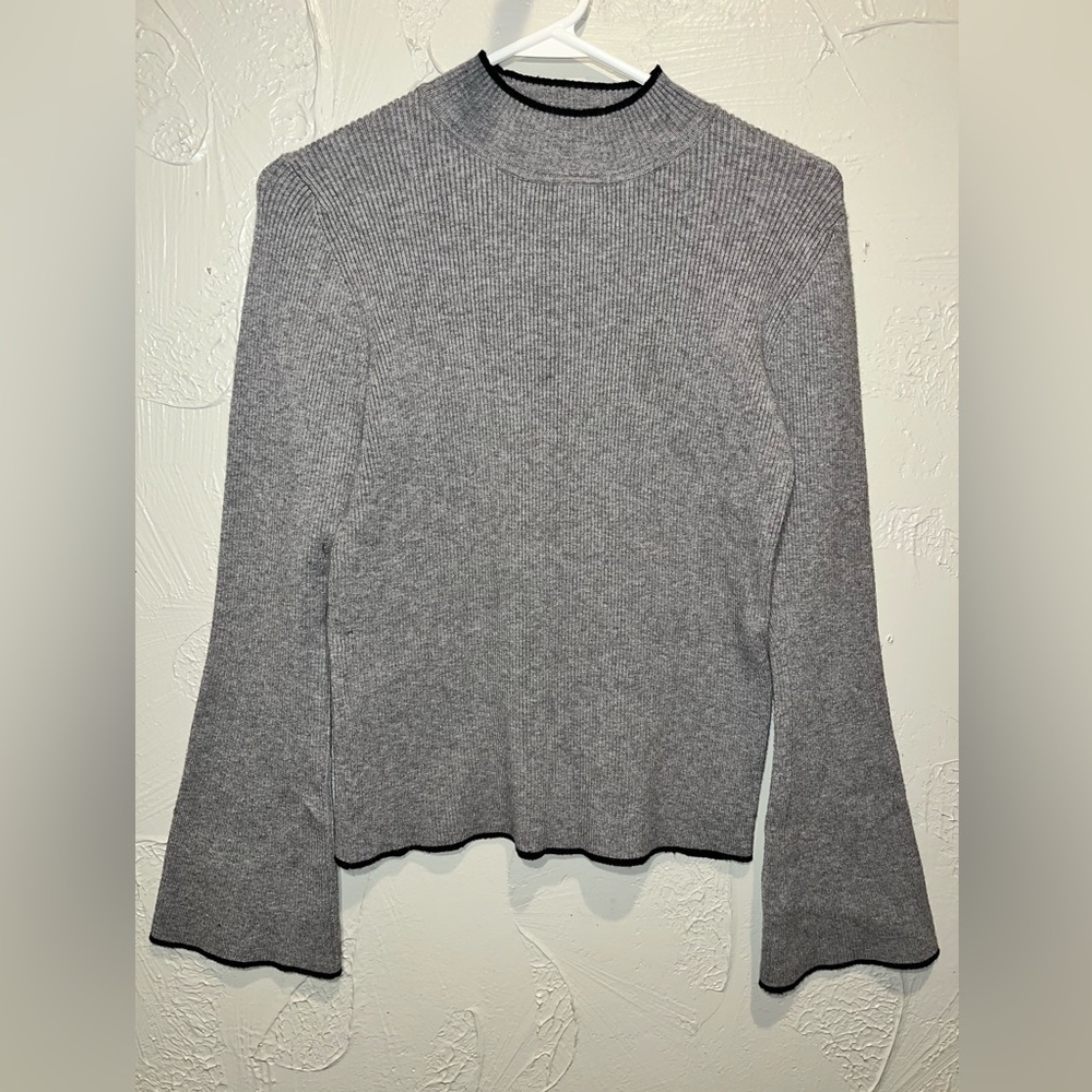 Molly Bracken Gray Ribbed Knit Sweater